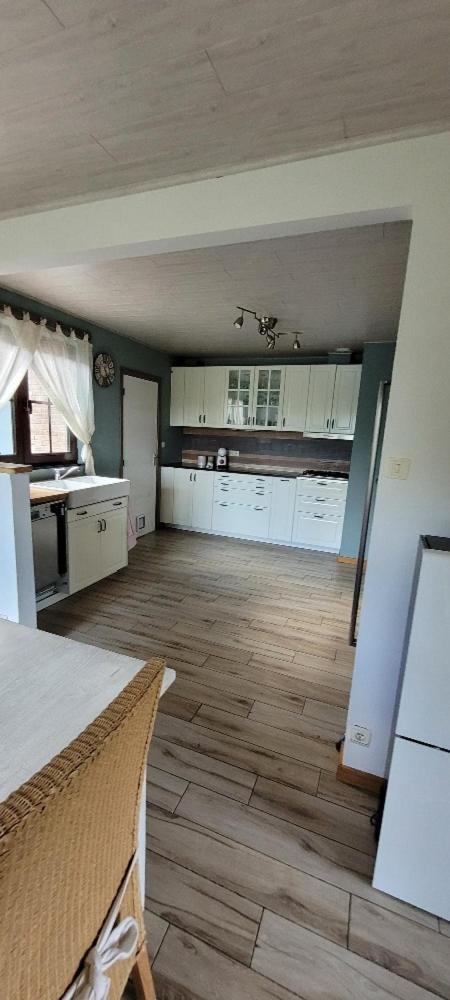 Maison De Campagne Bièvre Екстериор снимка